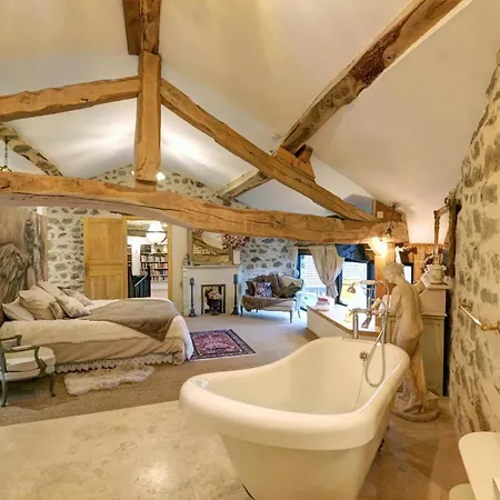 Holiday home De Charme Avec Piscine, Et Sauna, 5 Chambres, Jardin Prive Et Equipements Modernes - Fr-1-496-311