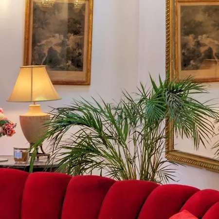 De Charme Avec Piscine, Et Sauna, 5 Chambres, Jardin Prive Et Equipements Modernes - Fr-1-496-311 Lure (Loire)