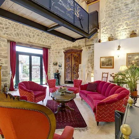 De Charme Avec Piscine, Et Sauna, 5 Chambres, Jardin Prive Et Equipements Modernes - Fr-1-496-311 *